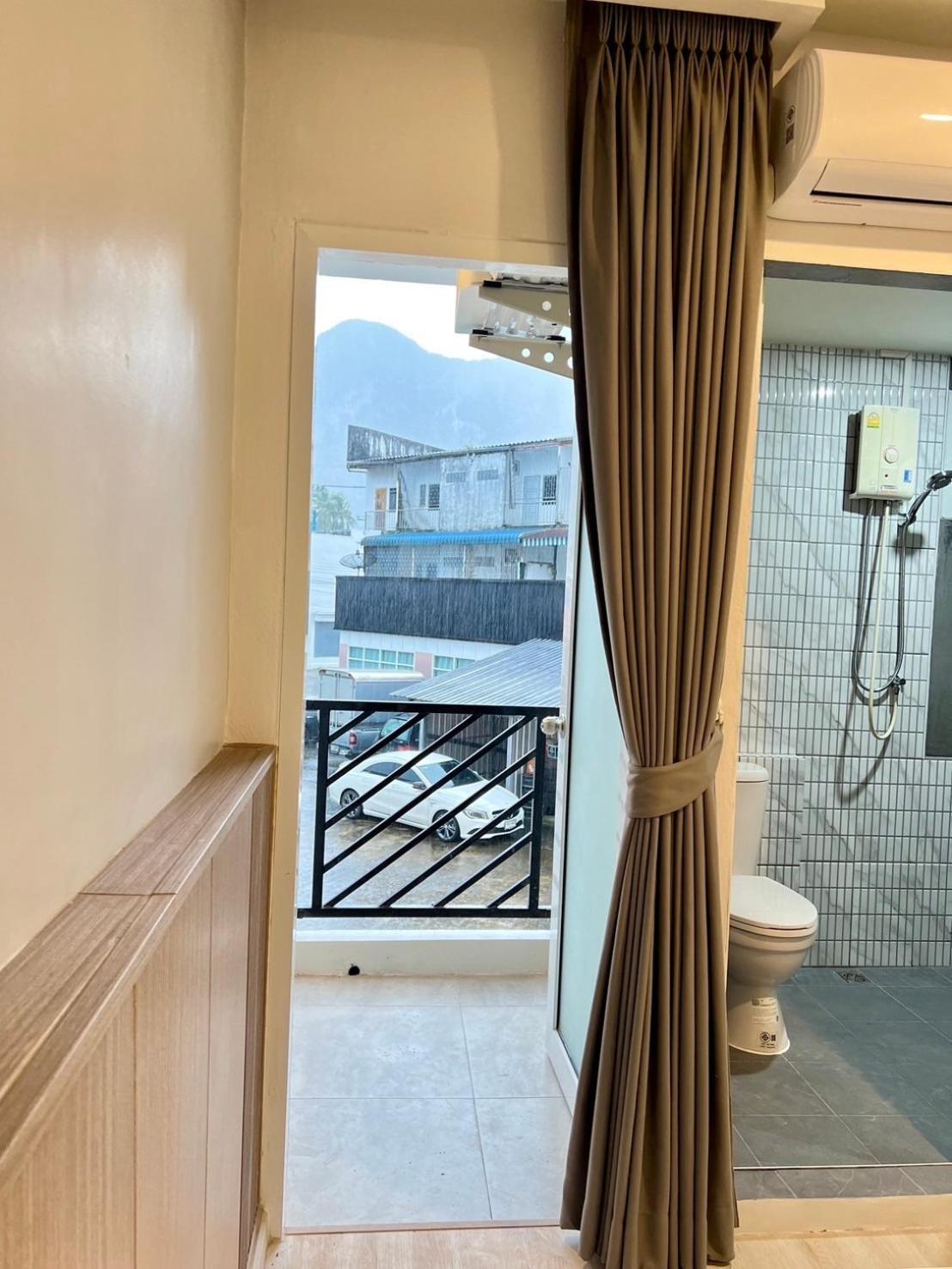 Bedter Hotel Phang Nga Bilik gambar