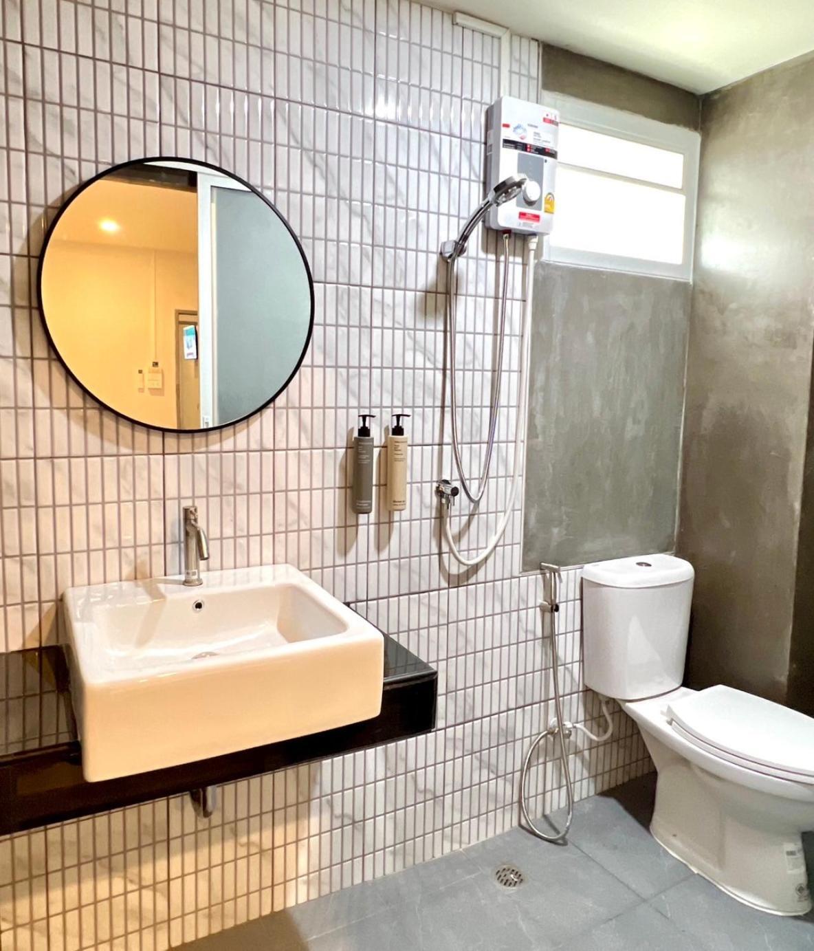 Bedter Hotel Phang Nga Bilik gambar